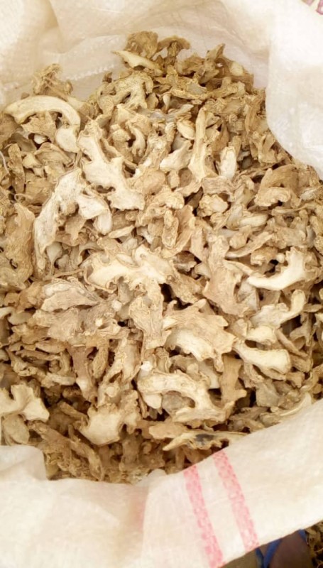 Dry Split Ginger from Nigeria