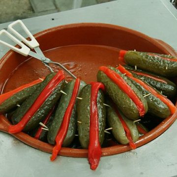640px-Pepinillos-Pimiento A microorganism allows Spanish cucumber to be fertilized naturally with iron