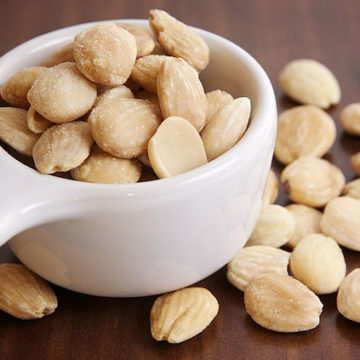Marcona_Almonds_6331879168 The Spanish almond enters the Chinese market by the big door