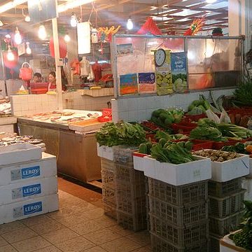 Wet_market_in_Singapore_2 Malaysia: Erratic weather affects Vegetable prices, Fish prices