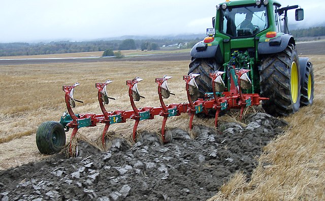 Agricultural machinery: plowing ecomat Russia: “Field Day 2023″ will be held in Tomsk region