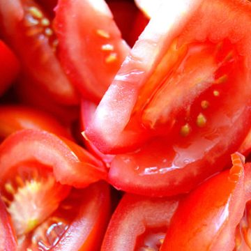 Staple vegetables:tomatoes, Credit-Wikimedia Commons processed tomato