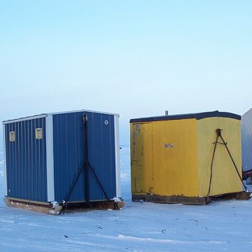 Ice shanties for sturgeon spearing on Lake Winnebago: Credit, Wikimedia Commons Ice shanties for sturgeon spearing on Lake Winnebago, Wisconsin