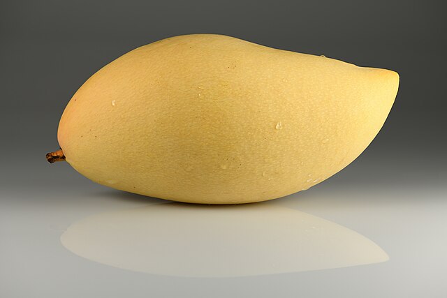 Asian mango: Credit, Wikimedia Commons Tiandong and Guzhang escalate China’s summer specialty fruit exports