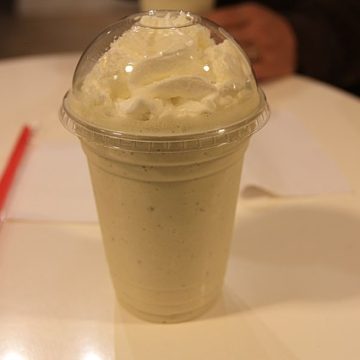 Sugared milkshake: Credit Wikimedia Commons Milkshakes, lattes contain added sugar